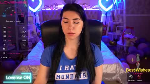 Snapshot of emilycandys chatting on 02-10-25, 06:53 Emy online show from 02-10-25, 06:53