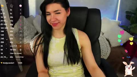 Snapshot of emilycandys chatting on 02-22-25, 11:13 Emy online show from 02-22-25, 11:13
