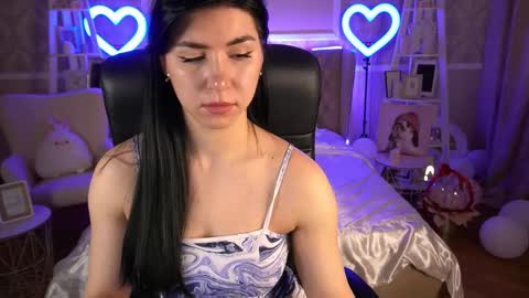 Snapshot of emilycandys chatting on 03-03-25, 06:59 Emy online show from 03-03-25, 06:59