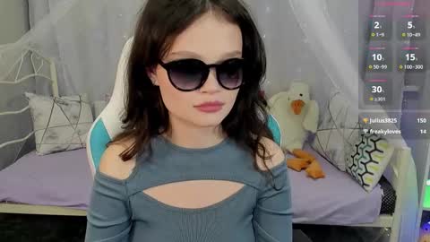 Emilyhaves online show from 02-11-26, 10:42