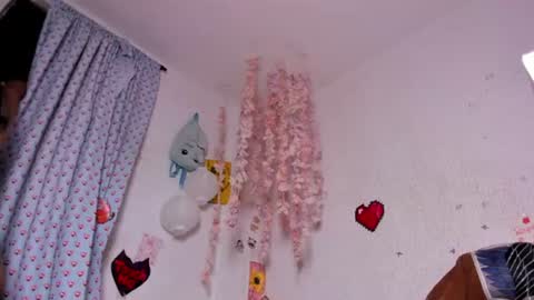 Snapshot of emilycollei chatting on 08-02-26, 03:49 Emily online show from 08-02-26, 03:49
