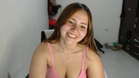 Snapshot of emilycute_18 chatting on 02-27-25, 05:58 emily online show from 02-27-25, 05:58