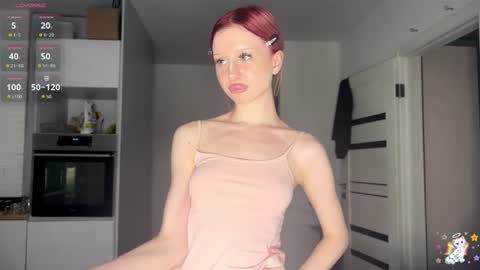 Snapshot of emilycutegirl chatting on 08-02-26, 08:18 Emily online show from 08-02-26, 08:18