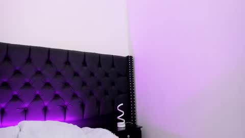 Emily online show from 01-06-26, 05:11