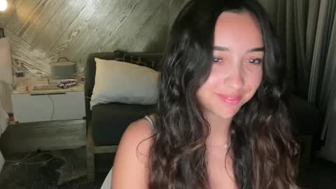 Snapshot of emilyfawn chatting on 09-28-25, 03:12 emilyfawn online show from 09-28-25, 03:12