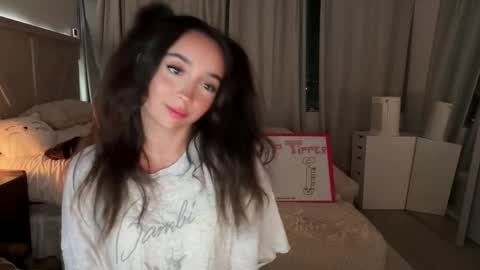 emilyfawn online show from 05-03-26, 03:34