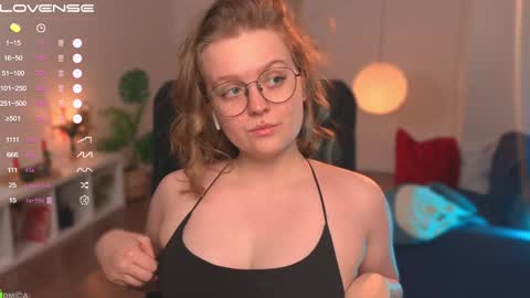 Emily  online show from 02-06-25, 12:16