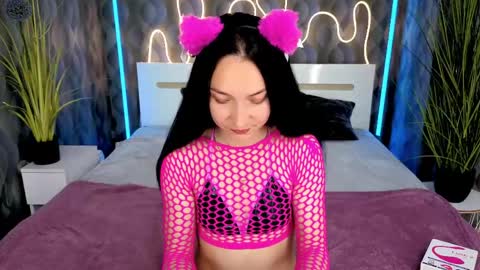 emilygreyy__ online show from 04-23-26, 06:10