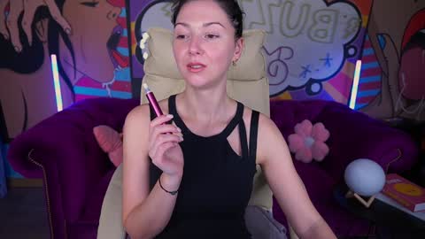 Snapshot of emilyhalls chatting on 12-09-24, 05:41 Emily online show from 12-09-24, 05:41