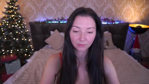 Snapshot of emilyhalls chatting on 12-24-24, 02:22 Emily online show from 12-24-24, 02:22