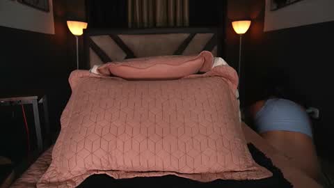 Emily Jhonson online show from 12-02-25, 12:43