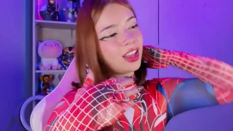 VALEEEN online show from 12-15-25, 04:11