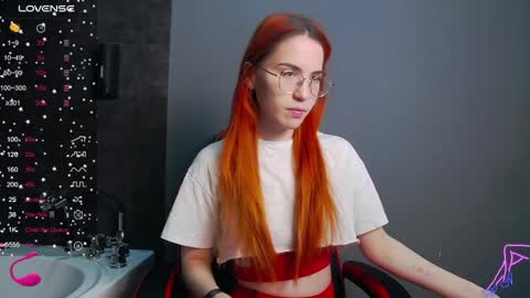 EmilyKents online show from 12-04-24, 01:25