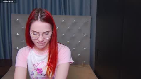 EmilyKents online show from 12-06-24, 01:29