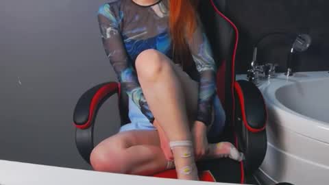 EmilyKents online show from 12-15-24, 01:57
