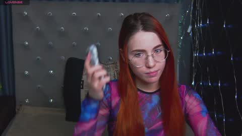 EmilyKents online show from 01-20-25, 04:21
