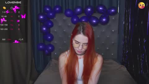 EmilyKents online show from 12-01-25, 12:37