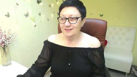 Emily online show from 05-07-26, 05:35