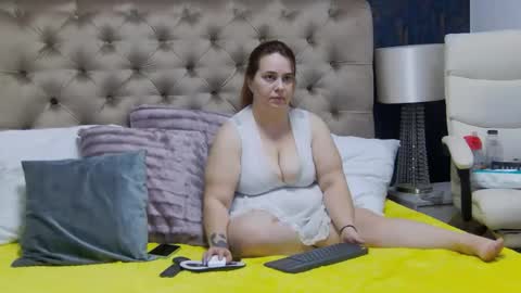 Emily online show from 02-02-26, 05:06