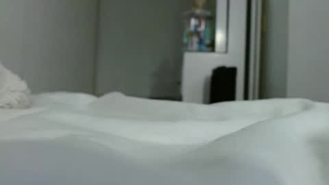 Snapshot of emilymonrro chatting on 02-10-25, 02:30 emily monrro online show from 02-10-25, 02:30