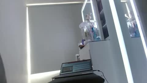 Snapshot of emilymonrro chatting on 02-23-25, 09:05 emily monrro online show from 02-23-25, 09:05