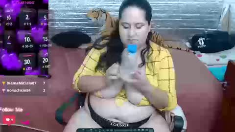 Snapshot of emilynessa_ chatting on 03-04-26, 04:13 emily nessa online show from 03-04-26, 04:13