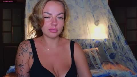 Emily Robbie online show from 02-05-26, 04:33