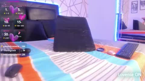 Snapshot of emilyrosee1 chatting on 02-17-25, 01:32 online show from 02-17-25, 01:32