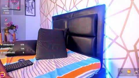 Snapshot of emilyrosee1 chatting on 03-06-25, 04:52 online show from 03-06-25, 04:52