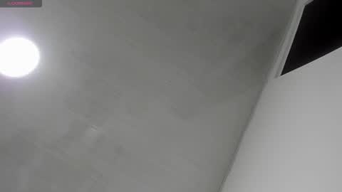 Snapshot of emilyrosee1 chatting on 11-01-25, 11:07 online show from 11-01-25, 11:07