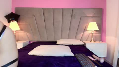 emily online show from 01-13-26, 08:58