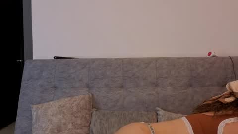 Snapshot of emilyrousex chatting on 05-05-26, 03:42 emilyrousex online show from 05-05-26, 03:42