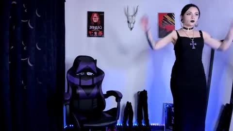  Emily Support me to have 100 likes plx online show from 10-18-25, 07:03