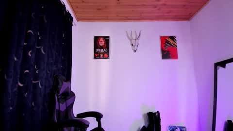  Emily Support me to have 100 likes plx online show from 11-04-25, 06:29