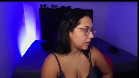 Snapshot of emilysavvato chatting on 01-04-25, 10:34 Emily online show from 01-04-25, 10:34