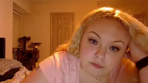 Emily Bankz online show from 09-28-25, 08:31