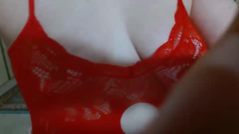 Snapshot of emilyshaze chatting on 12-06-24, 03:30 emily haze online show from 12-06-24, 03:30
