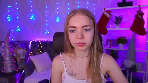  MY NAME IS Emily WELCOME EVERYONE I WILL BE HAPPY TO GIVE YOU WHAT YOU HAVE DREAMED OF FOR SO LONG online show from 12-22-25, 07:49
