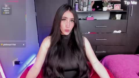 Snapshot of emilytafur chatting on 03-30-26, 06:09 Emy online show from 03-30-26, 06:09