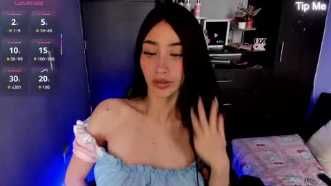 Emy online show from 05-14-26, 02:02