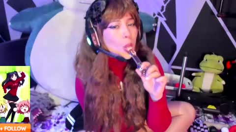 Snapshot of emilythemachine chatting on 02-19-25, 05:27 emilythemachine online show from 02-19-25, 05:27