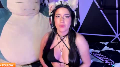 Snapshot of emilythemachine chatting on 02-21-25, 01:55 emilythemachine online show from 02-21-25, 01:55
