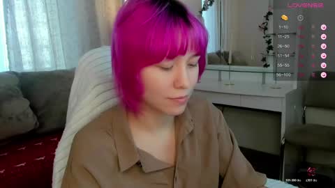Betty online show from 05-12-26, 01:25