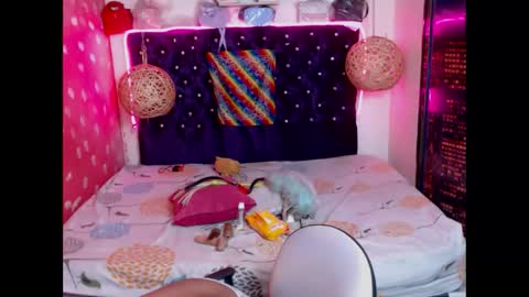 Emily online show from 01-28-25, 11:07