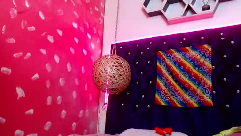 Emily online show from 02-19-25, 04:00