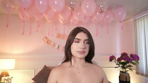 Emily Turner  online show from 06-26-26, 07:40
