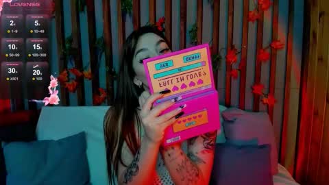 Emily online show from 11-21-25, 01:26