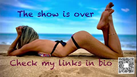 Snapshot of emilyweed chatting on 01-23-25, 12:30 Emily ----  online show from 01-23-25, 12:30