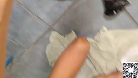 Snapshot of emilyweed chatting on 02-19-25, 02:34 Emily ----  online show from 02-19-25, 02:34