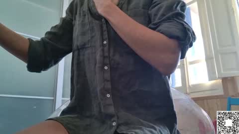 Snapshot of emilyweed chatting on 02-24-25, 08:38 Emily ----  online show from 02-24-25, 08:38